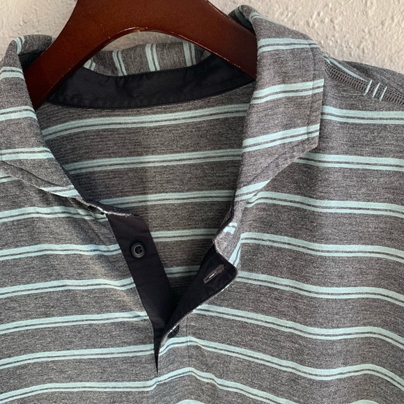 LULULEMON XL short sleeve - Picture 3 of 4